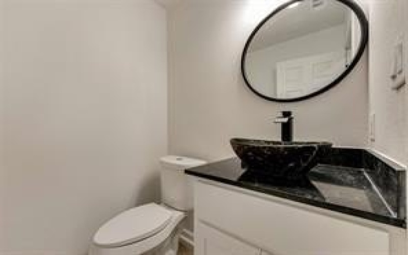 1320 E 3rd Avenue, Corsicana, TX 75110, 4 Habitaciones Habitaciones , ,2 BañosBaños,Residential,En Venta,1320 E 3rd Avenue,20947304
