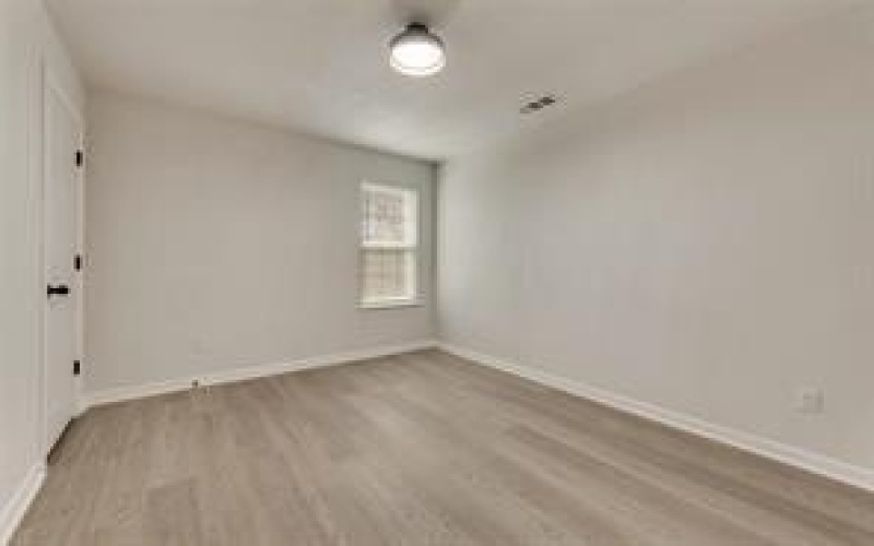 1320 E 3rd Avenue, Corsicana, TX 75110, 4 Habitaciones Habitaciones , ,2 BañosBaños,Residential,En Venta,1320 E 3rd Avenue,20947304