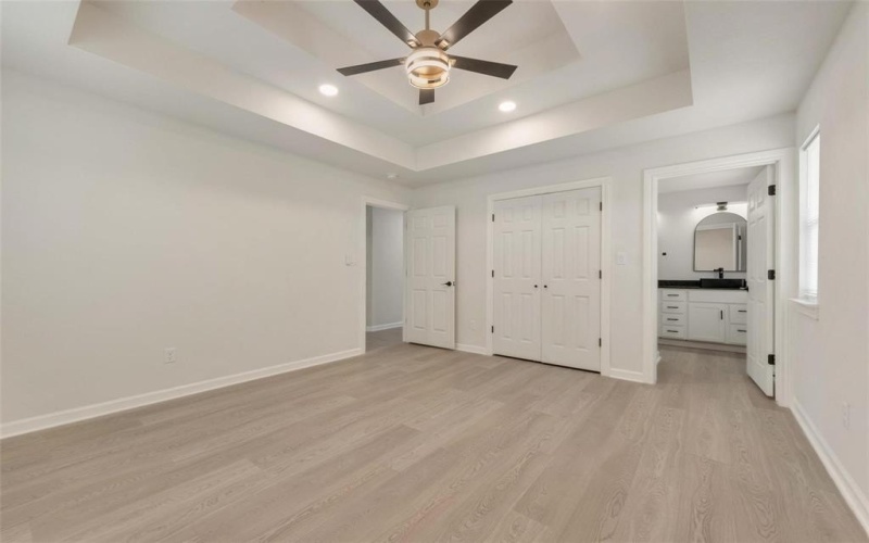 1320 E 3rd Avenue, Corsicana, TX 75110, 4 Habitaciones Habitaciones , ,2 BañosBaños,Residential,En Venta,1320 E 3rd Avenue,20947304