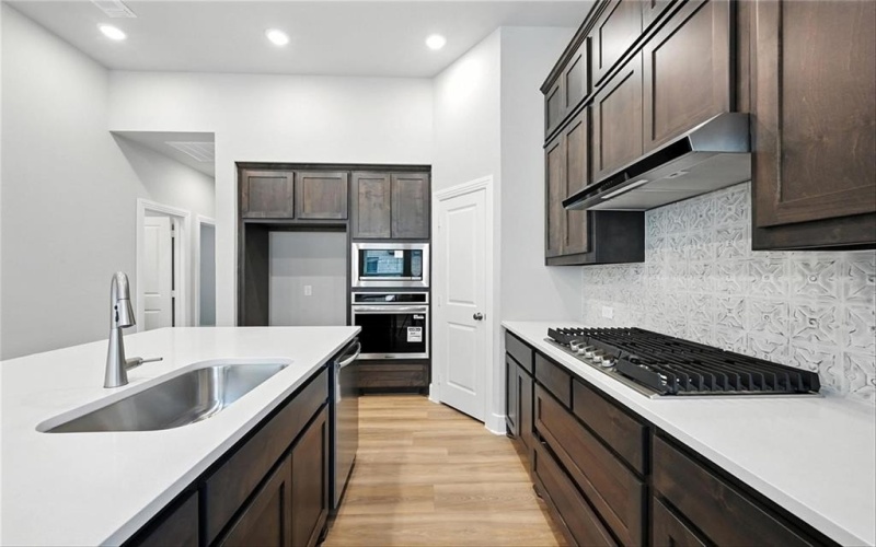 3806 Aqua Lane, Sherman, TX 75090, 4 Bedrooms Bedrooms, ,2 BathroomsBathrooms,Residential,For Sale,3806 Aqua Lane,20947310
