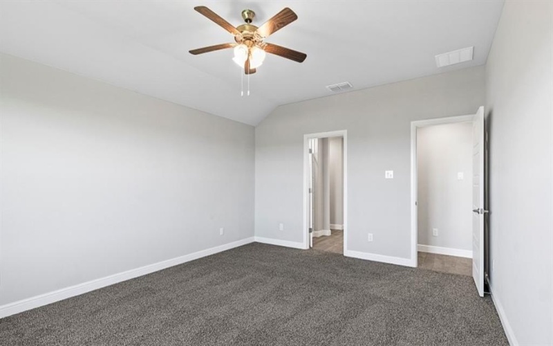 1161 KEYSTONE Drive, Granbury, TX 76048, 4 Bedrooms Bedrooms, ,2 BathroomsBathrooms,Residential,For Sale,1161 KEYSTONE Drive,20945310