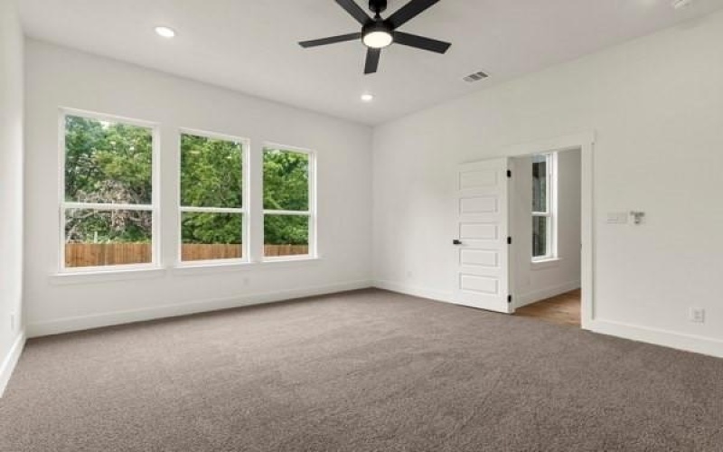 301 Bay Court, Gun Barrel City, TX 75156, 4 Bedrooms Bedrooms, ,2 BathroomsBathrooms,Residential,For Sale,301 Bay Court,20947358
