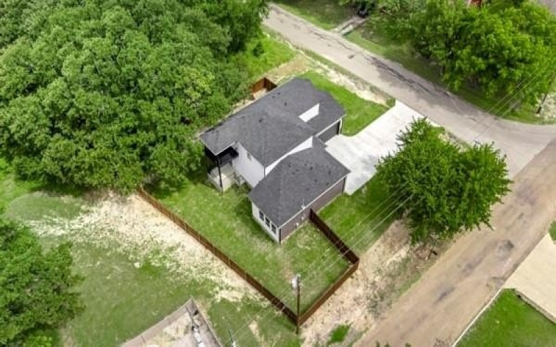301 Bay Court, Gun Barrel City, TX 75156, 4 Bedrooms Bedrooms, ,2 BathroomsBathrooms,Residential,For Sale,301 Bay Court,20947358