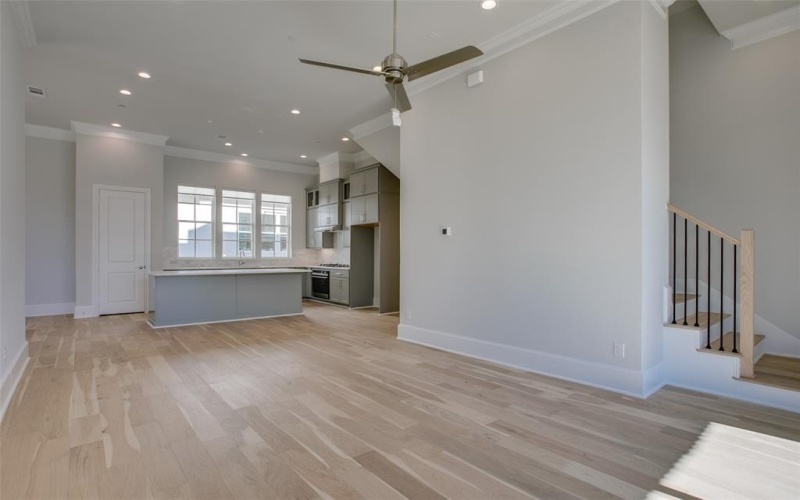 4657 New Water Lane, Dallas, TX 75219, 3 Habitaciones Habitaciones , ,3 BañosBaños,Residential,En Venta,4657 New Water Lane,20945167