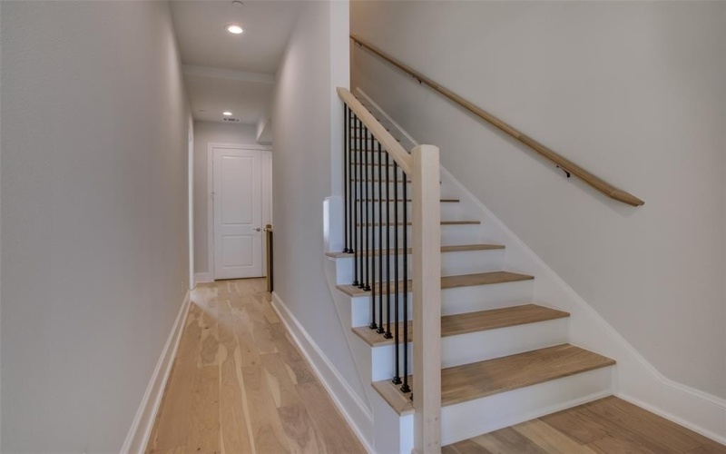 4657 New Water Lane, Dallas, TX 75219, 3 Habitaciones Habitaciones , ,3 BañosBaños,Residential,En Venta,4657 New Water Lane,20945167