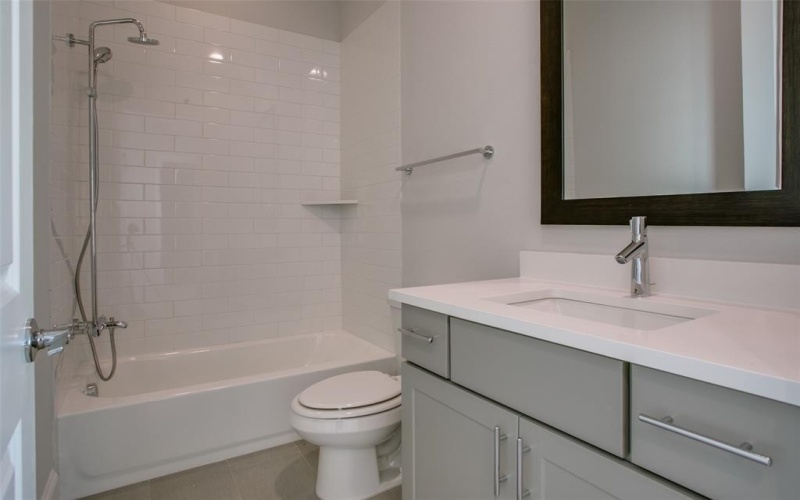 4657 New Water Lane, Dallas, TX 75219, 3 Habitaciones Habitaciones , ,3 BañosBaños,Residential,En Venta,4657 New Water Lane,20945167