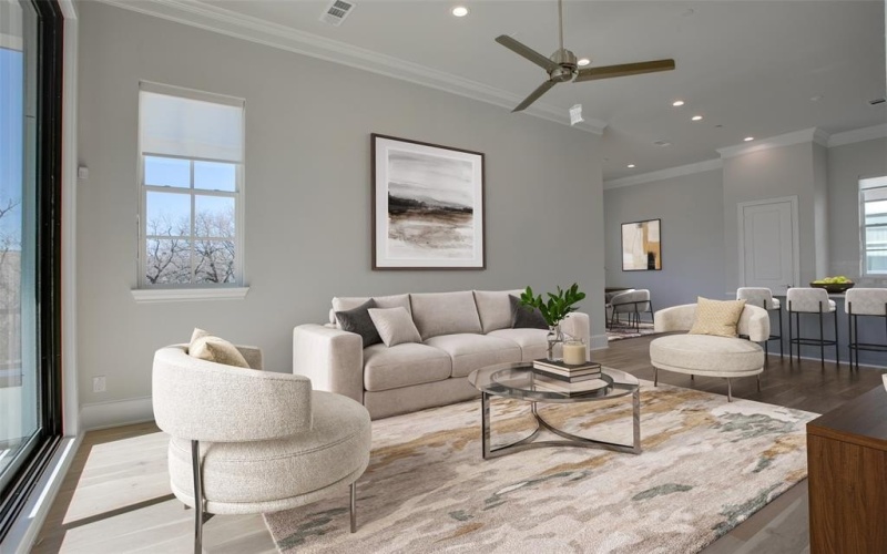 4657 New Water Lane, Dallas, TX 75219, 3 Habitaciones Habitaciones , ,3 BañosBaños,Residential,En Venta,4657 New Water Lane,20945167