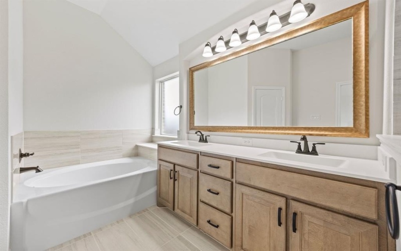 612 Tenor Drive, Forney, TX 75126, 4 Bedrooms Bedrooms, ,3 BathroomsBathrooms,Residential,For Sale,612 Tenor Drive,20946477