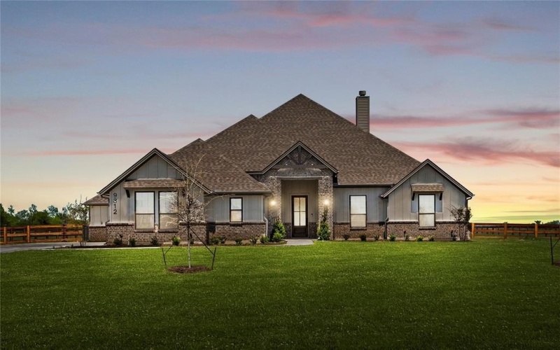 9312 Bluestem Lane, Dish, TX 76247, 5 Bedrooms Bedrooms, ,3 BathroomsBathrooms,Residential,For Sale,9312 Bluestem Lane,20946844