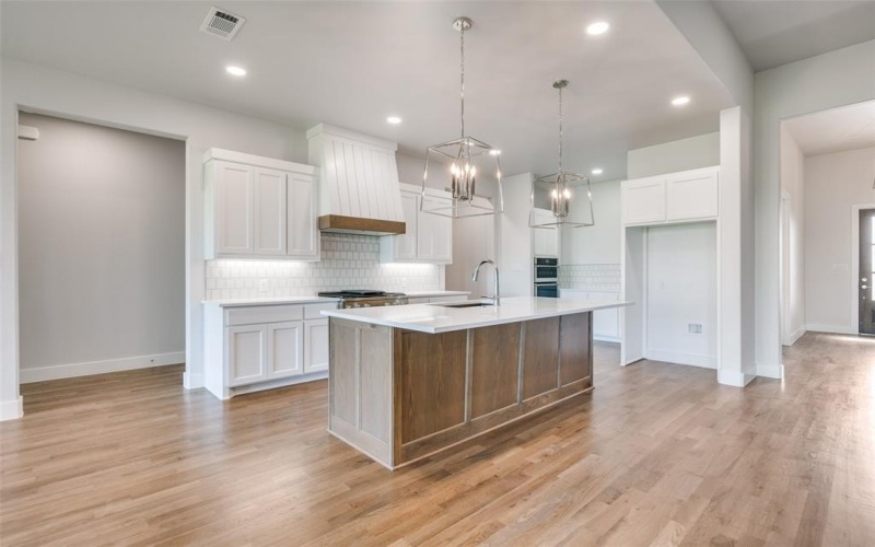 9900 Aiken Court, Mesquite, TX 75126, 4 Bedrooms Bedrooms, ,3 BathroomsBathrooms,Residential,For Sale,9900 Aiken Court,20947163