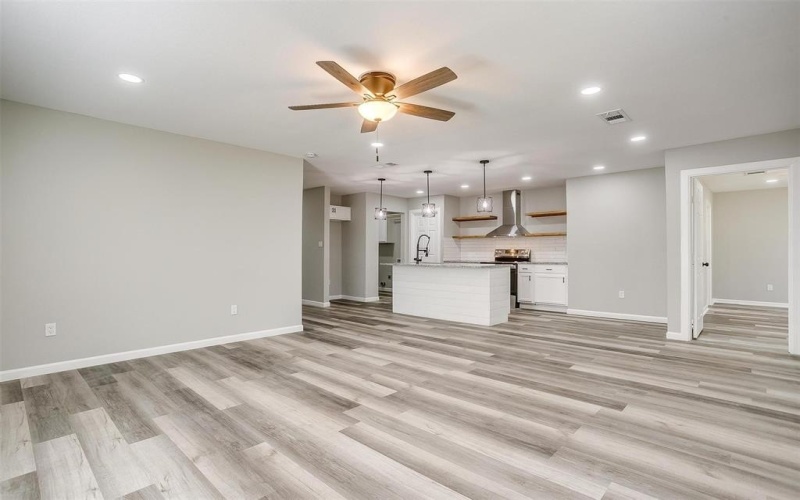 116 Kentucky, Walnut Springs, TX 76690, 3 Bedrooms Bedrooms, ,2 BathroomsBathrooms,Residential Lease,For Rent,116 Kentucky,20938747