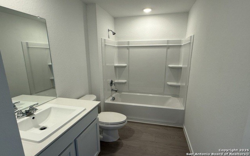 242 Tahoe Ave, New Braunfels, TX 78130, 4 Bedrooms Bedrooms, ,2 BathroomsBathrooms,Residential Lease,For Rent,242 Tahoe Ave,1869492
