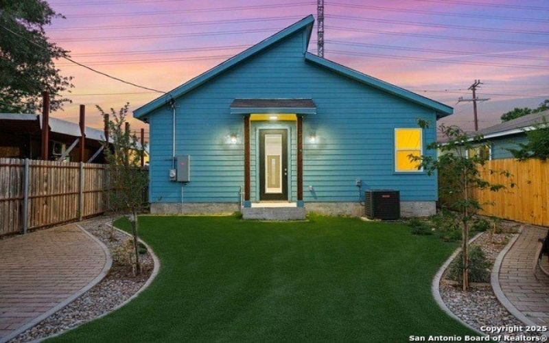 1422 Sherman, San Antonio, TX 78202, 3 Bedrooms Bedrooms, ,2 BathroomsBathrooms,Residential,For Sale,1422 Sherman,1869854