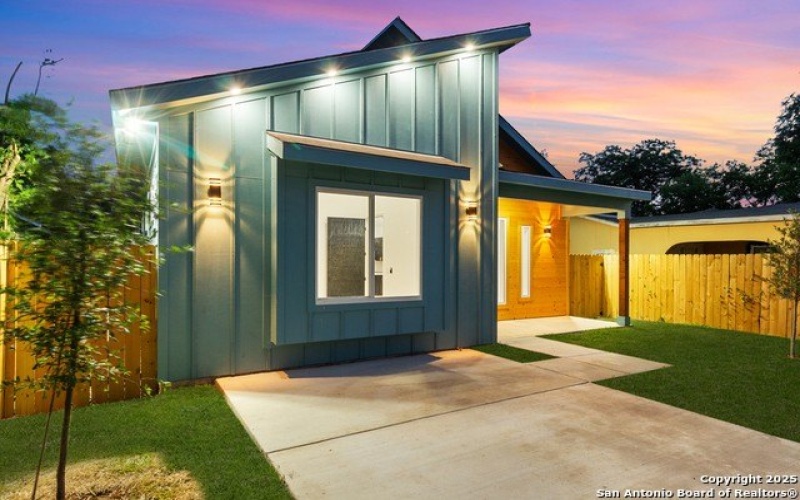 1422 Sherman, San Antonio, TX 78202, 3 Bedrooms Bedrooms, ,2 BathroomsBathrooms,Residential,For Sale,1422 Sherman,1869854