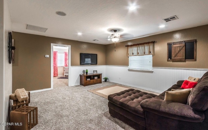 576 Golden Rise Street, El Paso, TX 79928, 4 Bedrooms Bedrooms, ,1 BathroomBathrooms,Residential,For Sale,576 Golden Rise Street,923237