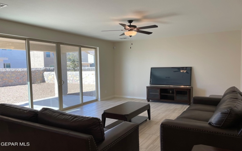 568 Pacific Dunes Place, El Paso, TX 79928, 4 Habitaciones Habitaciones , ,1 BañoBaños,Residential,En Venta,568 Pacific Dunes Place,923239
