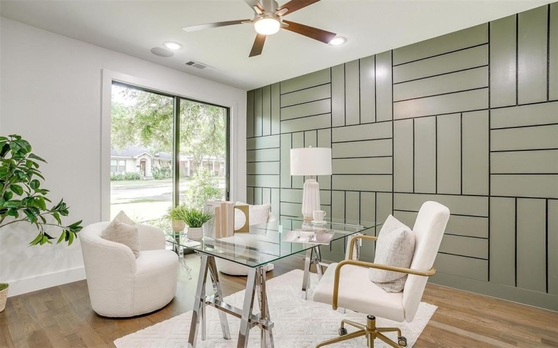 3916 W 5th Street, Fort Worth, TX 76107, 4 Habitaciones Habitaciones , ,3 BañosBaños,Residential,En Venta,3916 W 5th Street,20947416