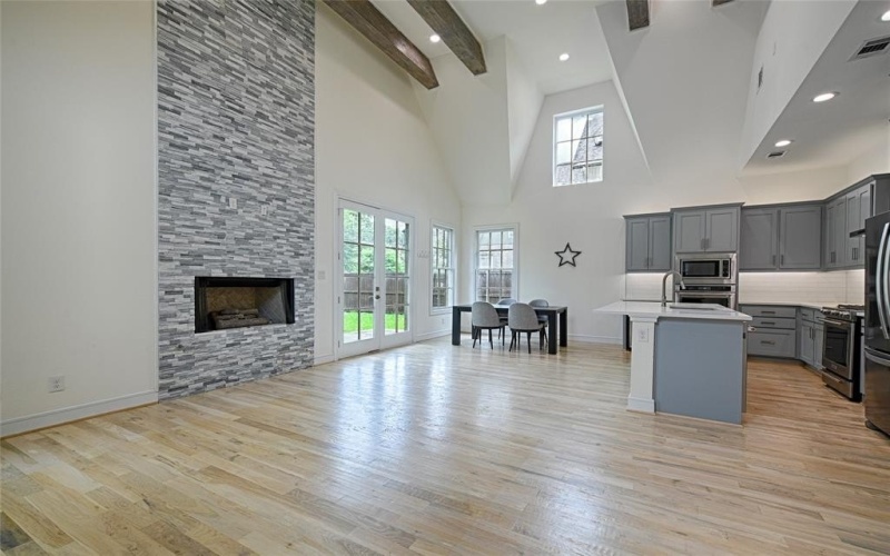 5067 Gaston Avenue, Dallas, TX 75214, 3 Bedrooms Bedrooms, ,2 BathroomsBathrooms,Residential,For Sale,5067 Gaston Avenue,20932732