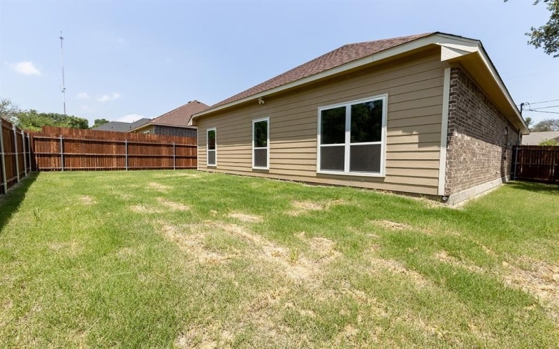 1435 Vine St, Weatherford, TX 76086, 4 Bedrooms Bedrooms, ,2 BathroomsBathrooms,Residential,For Sale,1435 Vine St,20932958