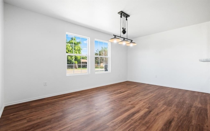 1105 SE 14th Street, Mineral Wells, TX 76067, 3 Bedrooms Bedrooms, ,2 BathroomsBathrooms,Residential,For Sale,1105 SE 14th Street,20947255