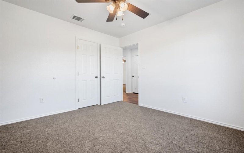 1105 SE 14th Street, Mineral Wells, TX 76067, 3 Bedrooms Bedrooms, ,2 BathroomsBathrooms,Residential,For Sale,1105 SE 14th Street,20947255