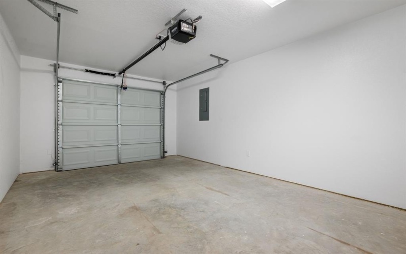 1105 SE 14th Street, Mineral Wells, TX 76067, 3 Bedrooms Bedrooms, ,2 BathroomsBathrooms,Residential,For Sale,1105 SE 14th Street,20947255