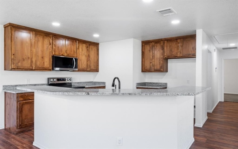 1105 SE 14th Street, Mineral Wells, TX 76067, 3 Bedrooms Bedrooms, ,2 BathroomsBathrooms,Residential,For Sale,1105 SE 14th Street,20947255
