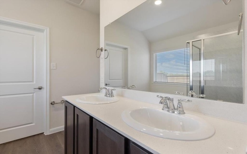 3902 Oak Creek Circle, Denison, TX 75020, 3 Habitaciones Habitaciones , ,2 BañosBaños,Residential Lease,En Alquiler,3902 Oak Creek Circle,20947592