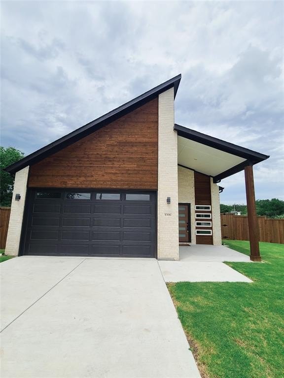 1506 SAYLE Street, Greenville, TX 75401, 3 Bedrooms Bedrooms, ,2 BathroomsBathrooms,Residential,For Sale,1506 SAYLE Street,20947613