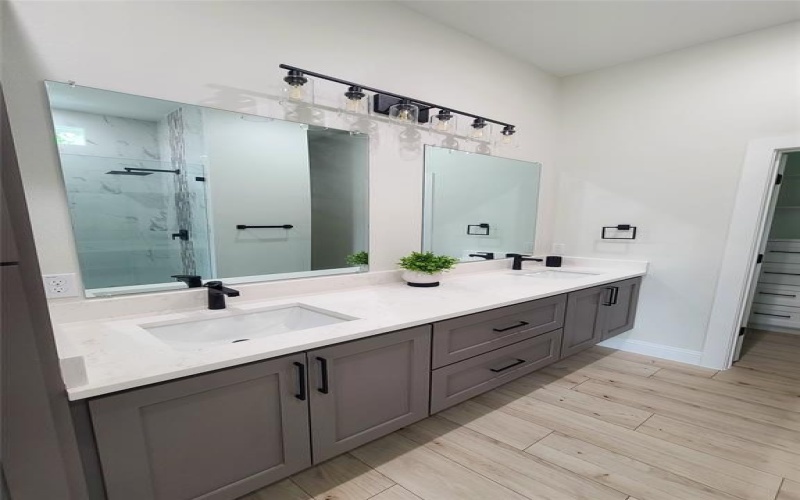 1506 SAYLE Street, Greenville, TX 75401, 3 Bedrooms Bedrooms, ,2 BathroomsBathrooms,Residential,For Sale,1506 SAYLE Street,20947613