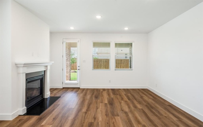 619 Sunflower Trail, Sherman, TX 75092, 4 Bedrooms Bedrooms, ,2 BathroomsBathrooms,Residential Lease,For Rent,619 Sunflower Trail,20947816