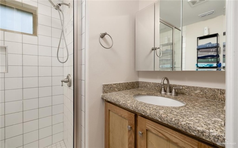 2203 Kingfisher Lane, Mission, TX 78572, 1 Bedroom Bedrooms, ,1 BathroomBathrooms,Residential,For Sale,2203 Kingfisher Lane,472139