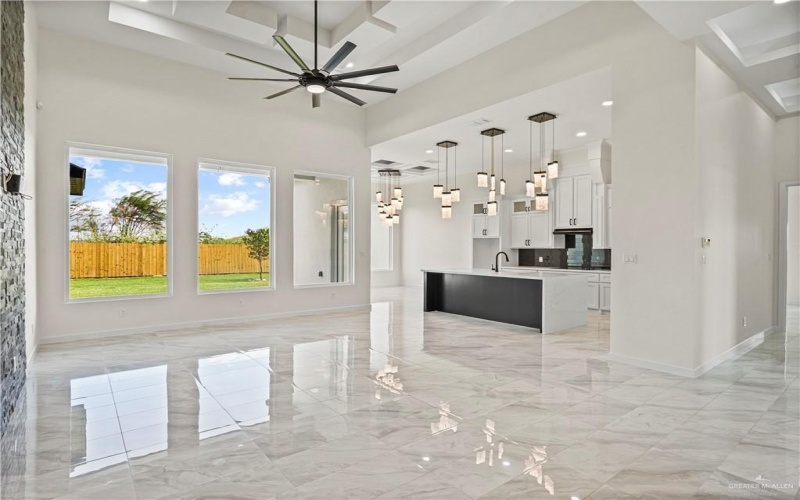 2313 Trinity Avenue, McAllen, TX 78504, 4 Bedrooms Bedrooms, ,3 BathroomsBathrooms,Residential,For Sale,2313 Trinity Avenue,472145