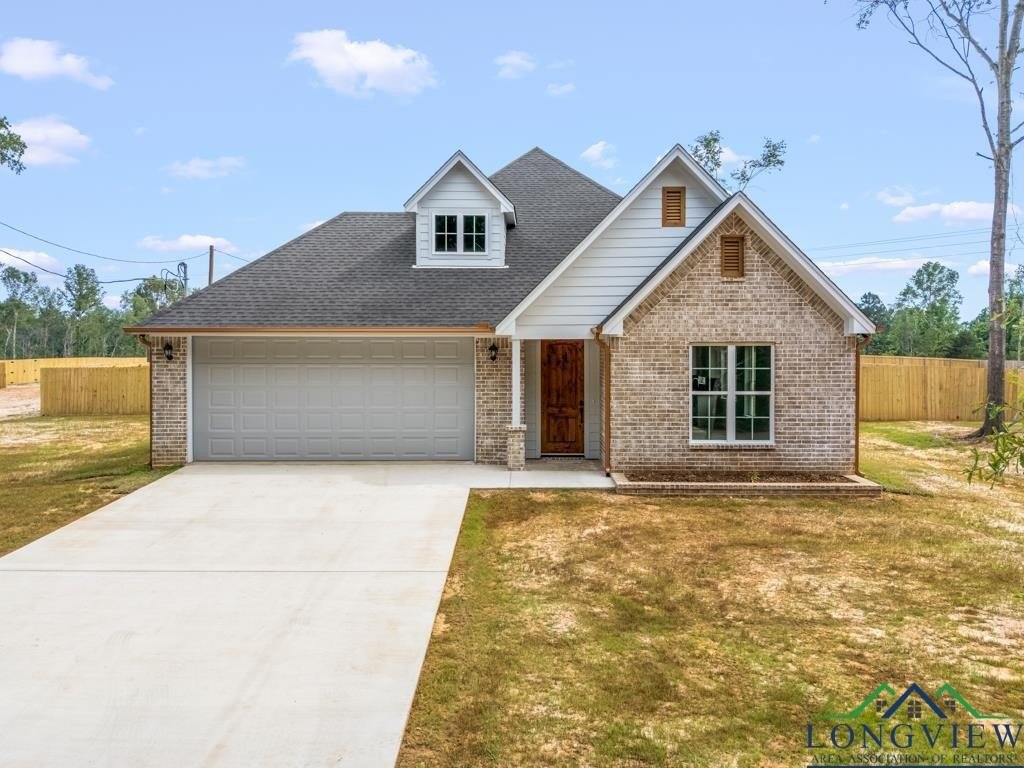 18454 County Road 3186, Winona, TX 75792, 3 Bedrooms Bedrooms, ,2 BathroomsBathrooms,Residential,For Sale,18454 County Road 3186,20253602