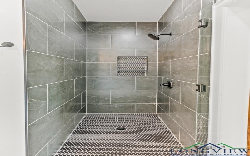 18454 County Road 3186, Winona, TX 75792, 3 Bedrooms Bedrooms, ,2 BathroomsBathrooms,Residential,For Sale,18454 County Road 3186,20253602