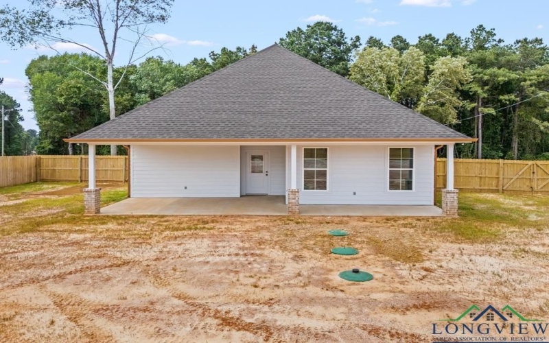 18454 County Road 3186, Winona, TX 75792, 3 Bedrooms Bedrooms, ,2 BathroomsBathrooms,Residential,For Sale,18454 County Road 3186,20253602