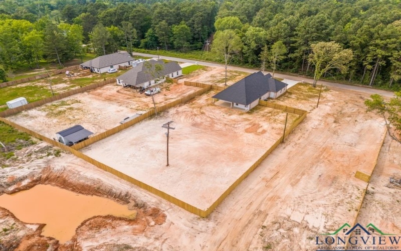 18454 County Road 3186, Winona, TX 75792, 3 Bedrooms Bedrooms, ,2 BathroomsBathrooms,Residential,For Sale,18454 County Road 3186,20253602