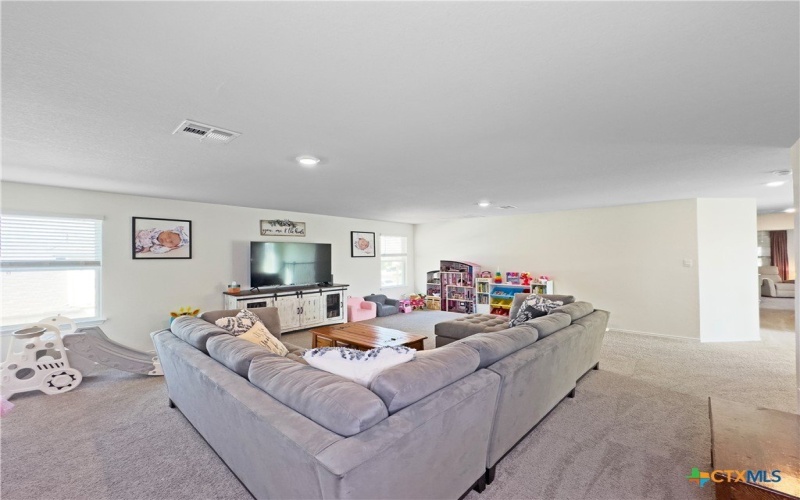 327 Steele Way, Cibolo, TX 78108, 5 Bedrooms Bedrooms, ,3 BathroomsBathrooms,Residential,For Sale,327 Steele Way,579140