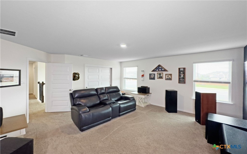 327 Steele Way, Cibolo, TX 78108, 5 Bedrooms Bedrooms, ,3 BathroomsBathrooms,Residential,For Sale,327 Steele Way,579140