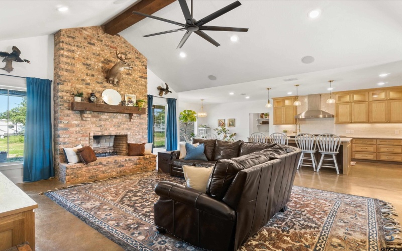 3472 FM 2869, Hawkins, TX 75765, 3 Bedrooms Bedrooms, ,2 BathroomsBathrooms,Residential,For Sale,3472 FM 2869,25007985