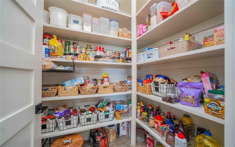 379 Private Road 2367, Mount Pleasant, TX 75455, 5 Bedrooms Bedrooms, ,5 BathroomsBathrooms,Residential,For Sale,379 Private Road 2367,20925504