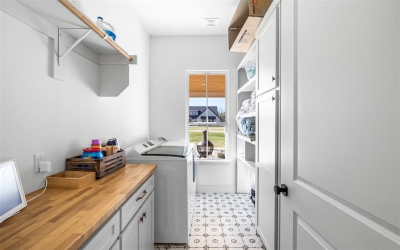 2609 Candlestick Drive, Granbury, TX 76049, 4 Habitaciones Habitaciones , ,3 BañosBaños,Residential,En Venta,2609 Candlestick Drive,20944609
