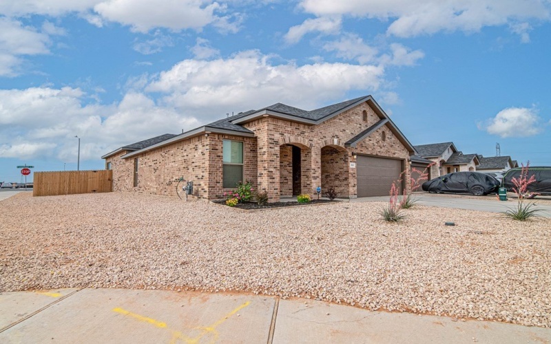 2013 Swenson St, Midland, TX 79705, 4 Bedrooms Bedrooms, ,2 BathroomsBathrooms,Residential,For Sale,2013 Swenson St,50082426