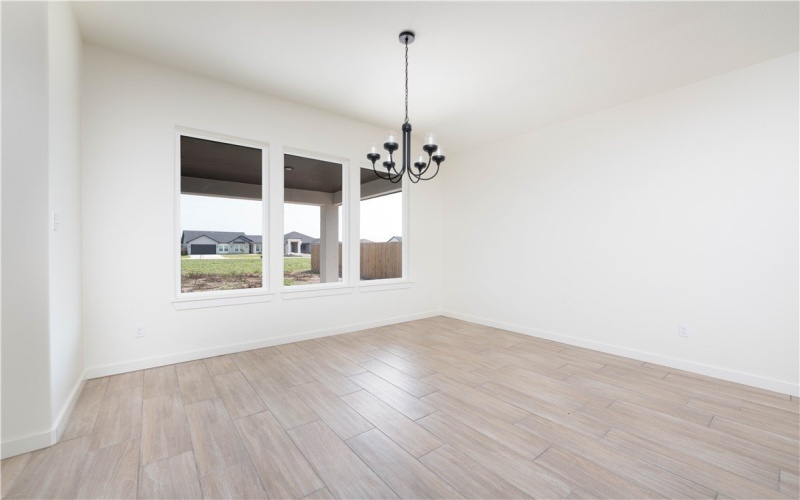 1437 Lois Chesney Street, Corpus Christi, TX 78415, 4 Habitaciones Habitaciones , ,3 BañosBaños,Residential,En Venta,1437 Lois Chesney Street,459718