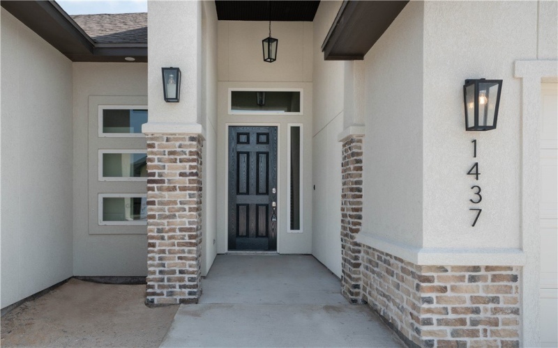 1437 Lois Chesney Street, Corpus Christi, TX 78415, 4 Habitaciones Habitaciones , ,3 BañosBaños,Residential,En Venta,1437 Lois Chesney Street,459718