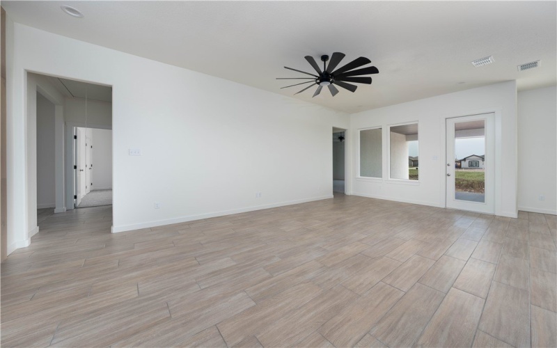 1437 Lois Chesney Street, Corpus Christi, TX 78415, 4 Habitaciones Habitaciones , ,3 BañosBaños,Residential,En Venta,1437 Lois Chesney Street,459718