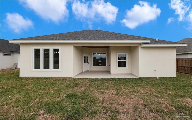 3007 S Livingston Street, Edinburg, TX 78542, 4 Bedrooms Bedrooms, ,3 BathroomsBathrooms,Residential,For Sale,3007 S Livingston Street,472032