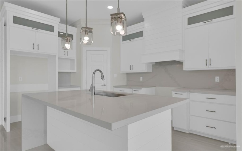 1015 Magnolia Street, Mission, TX 78573, 3 Bedrooms Bedrooms, ,2 BathroomsBathrooms,Residential,For Sale,1015 Magnolia Street,472207
