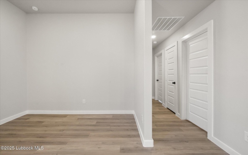 6007 Volney Avenue, Lubbock, TX 79407, 3 Bedrooms Bedrooms, ,2 BathroomsBathrooms,Residential,For Sale,6007 Volney Avenue,202555310