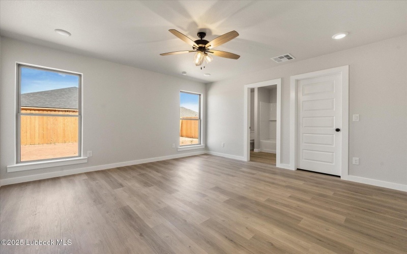 6007 Volney Avenue, Lubbock, TX 79407, 3 Bedrooms Bedrooms, ,2 BathroomsBathrooms,Residential,For Sale,6007 Volney Avenue,202555310